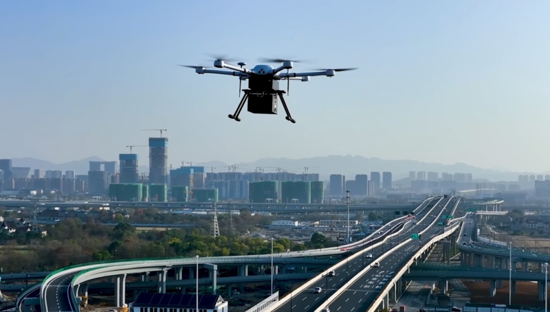 無人機在余杭上空飛行。杭州市余杭區委宣傳部供圖