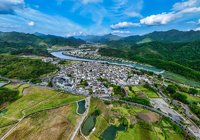 俯瞰仁里村。章昭鑫攝