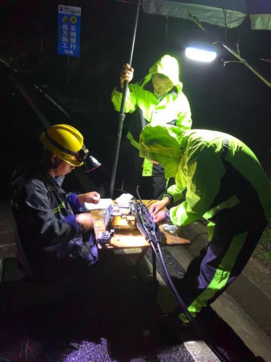 麗水移動搶修人員們連夜作戰，搶通基站 受訪者供圖